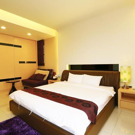 Sakura Love River Bed And Breakfast Dongshan  Extérieur photo